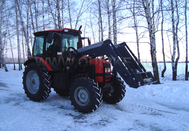 20130326 Монтаж Quicke Q56 на МТЗ 1523_05_650 web.jpg